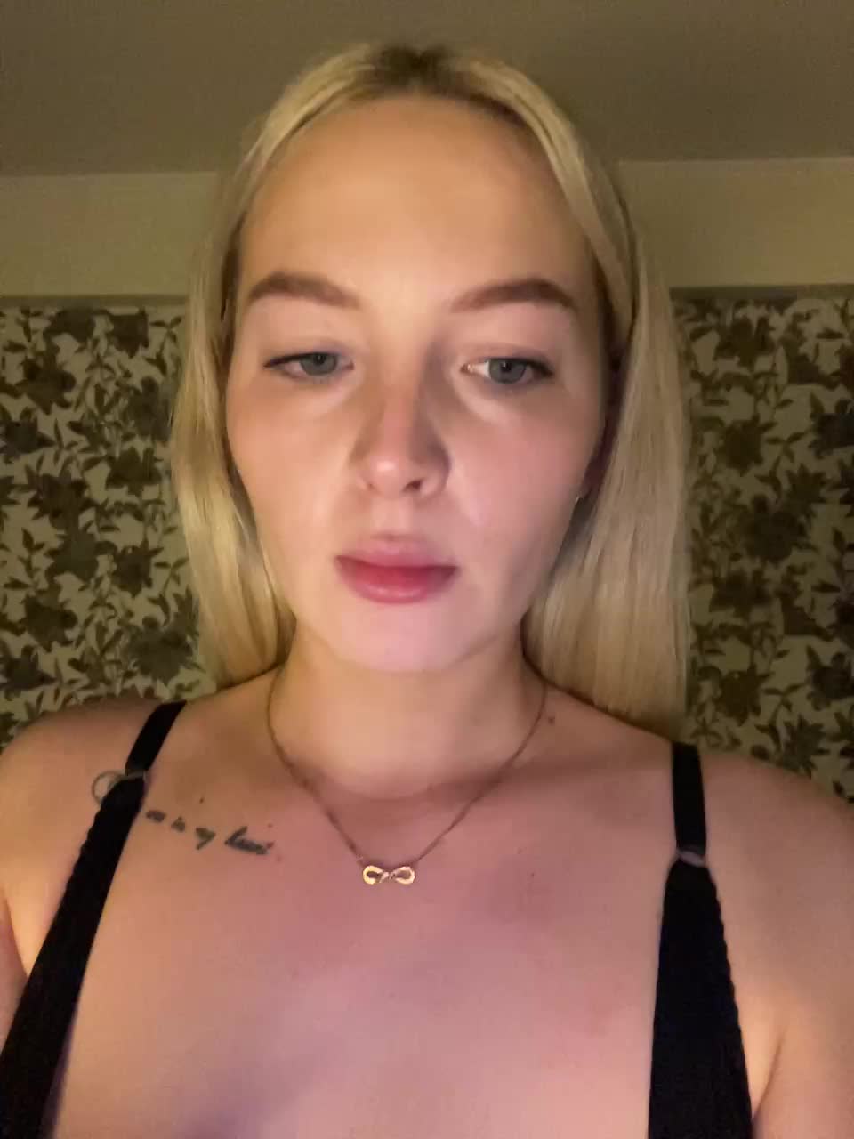 Marysik Live Sex December 13, 2025