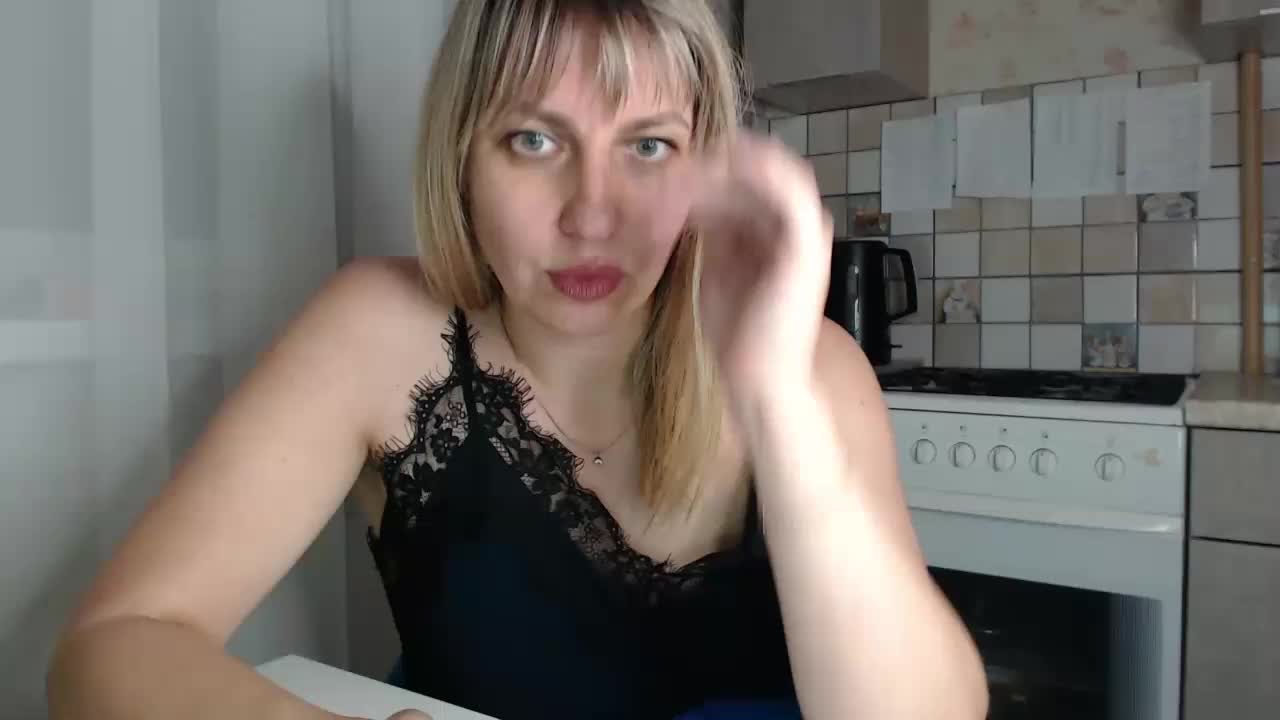 Karmella Live Sex December 13, 2025