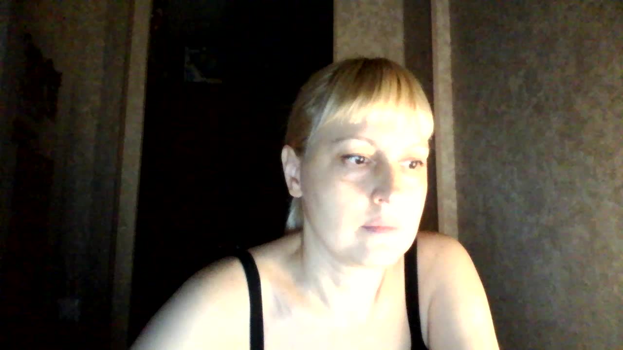 krisss2016 Live Sex December 19, 2025