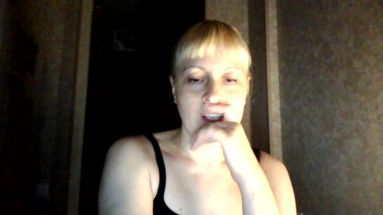 krisss2016 Live Sex December 19, 2025