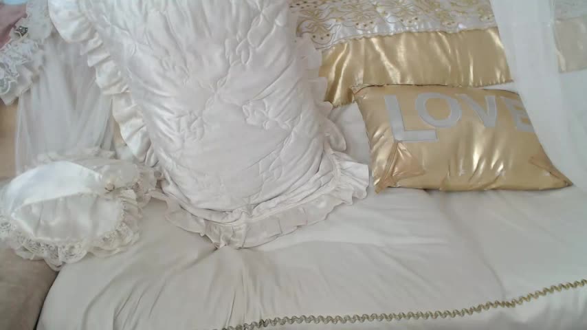 Mia-Montal777 Live Sex December 15, 2025