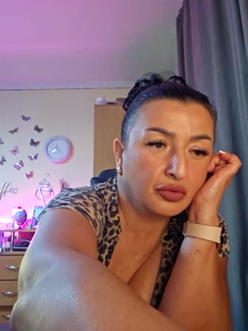 Hotangel75 Live Sex December 14, 2025