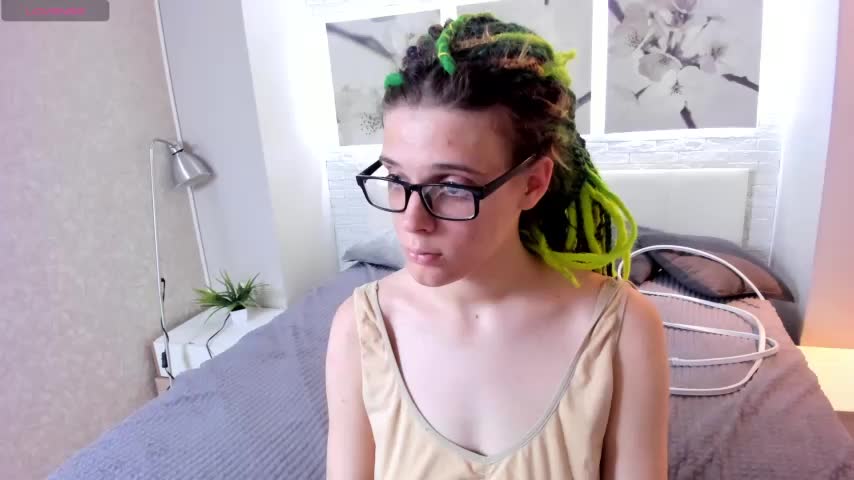 KIKI_Krash Live Sex December 13, 2025