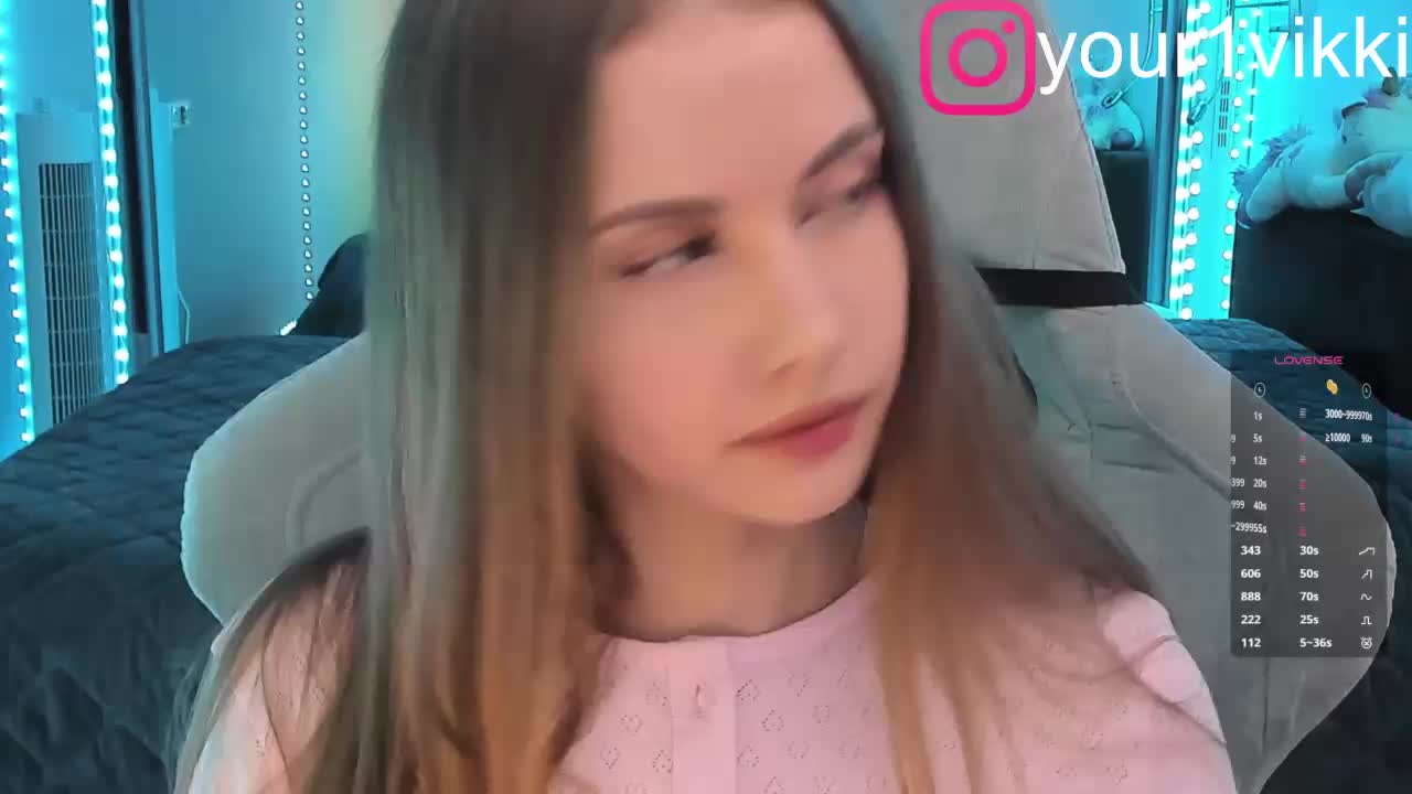 VikkiExtraCheese Live Sex December 19, 2025