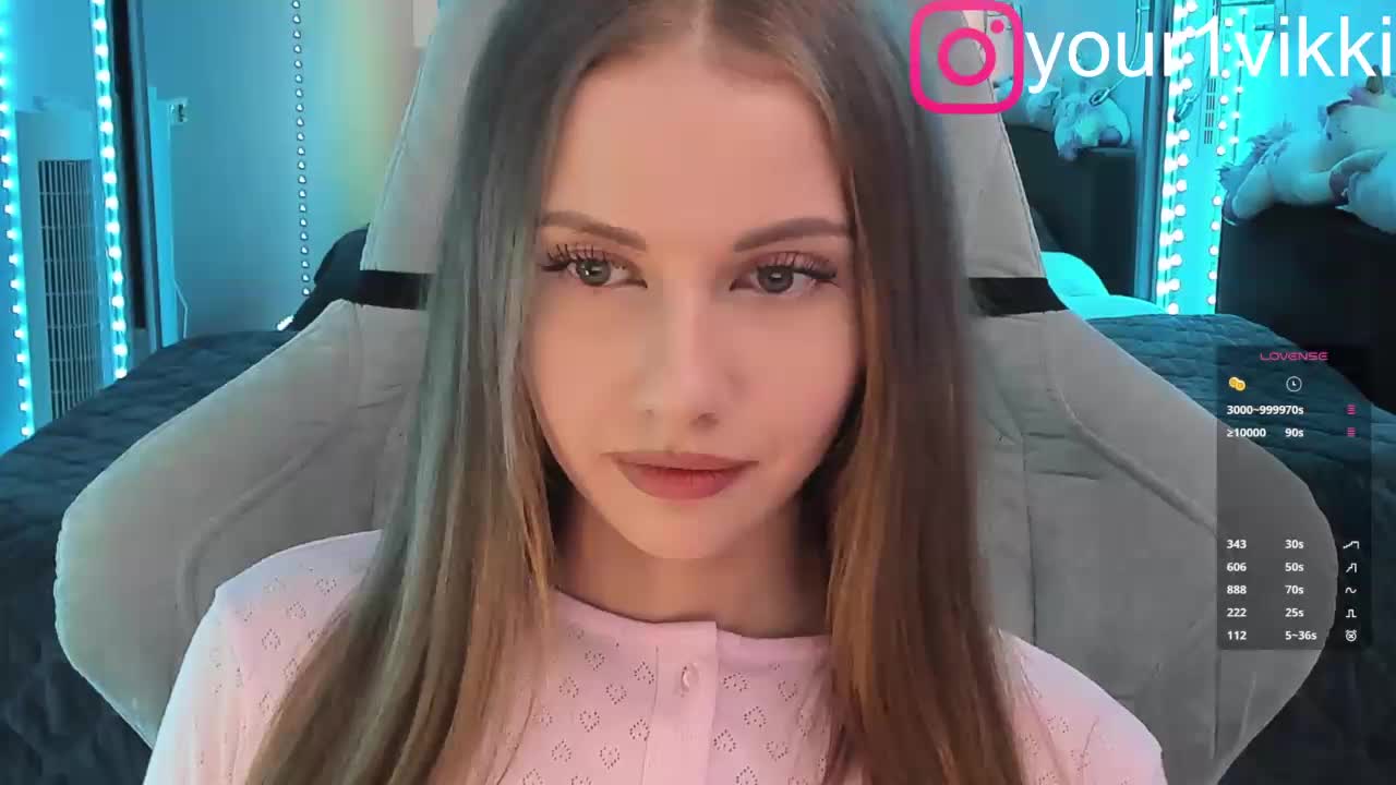 VikkiExtraCheese Live Sex December 19, 2025