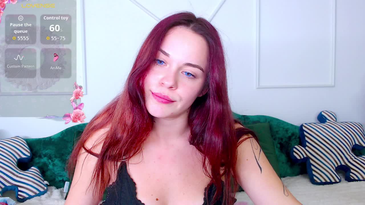 Little-melodyy Live Sex December 13, 2025