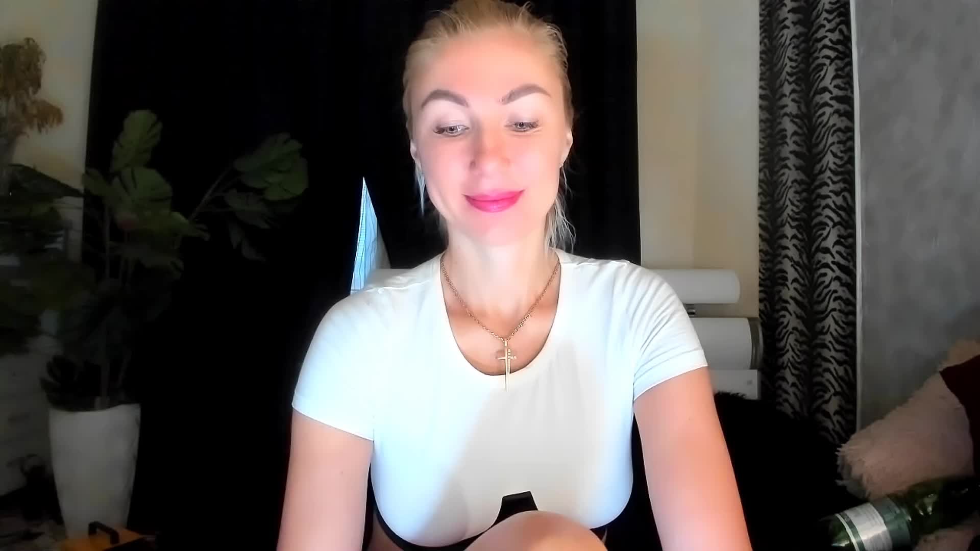 Surreal1 Live Sex September 15, 2025