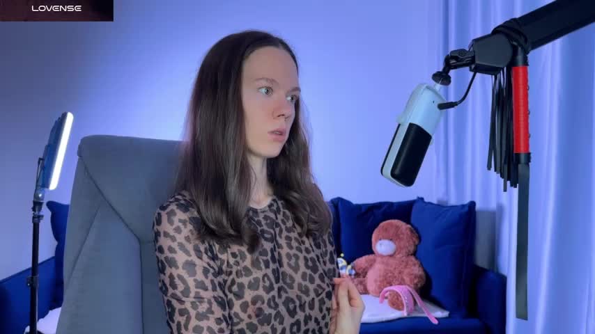 SharkyBaby Live Sex December 13, 2025