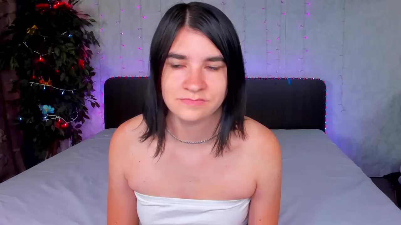 Polly-Love Live Sex December 17, 2025