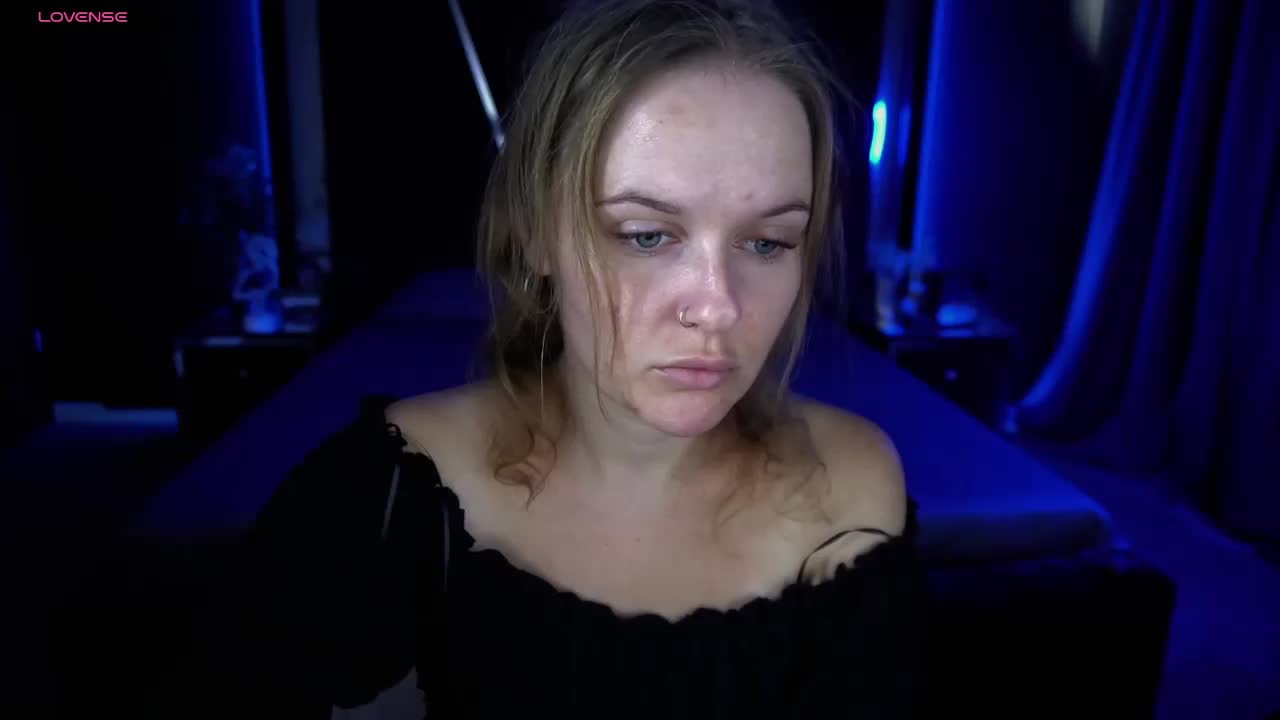 MaribelRiver Live Sex December 17, 2025