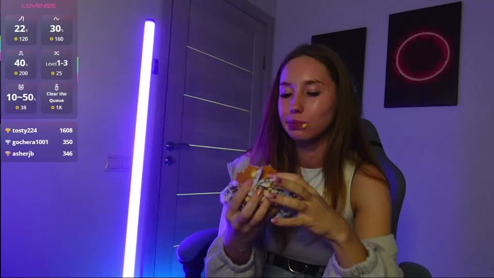 agelina_summer Live Sex December 17, 2025