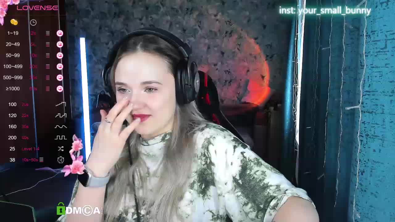 your-small-bunny Live Sex December 15, 2025