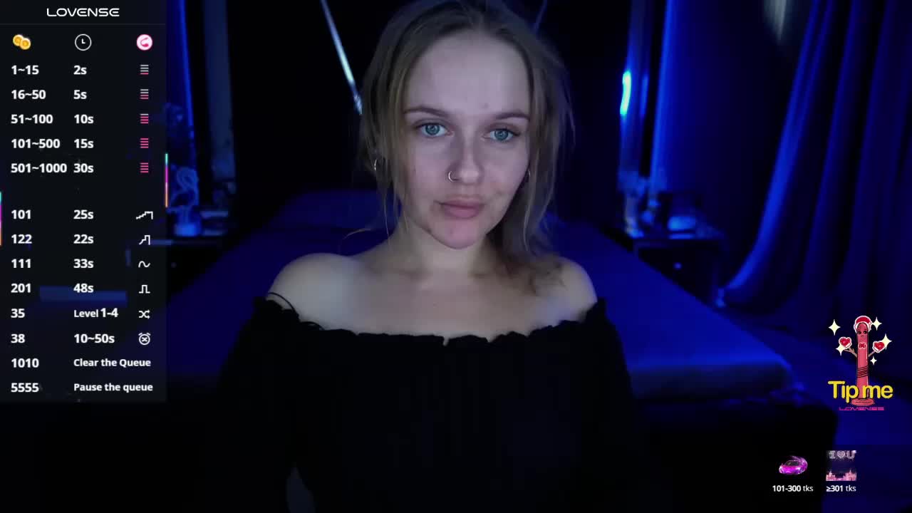 MaribelRiver Live Sex December 17, 2025