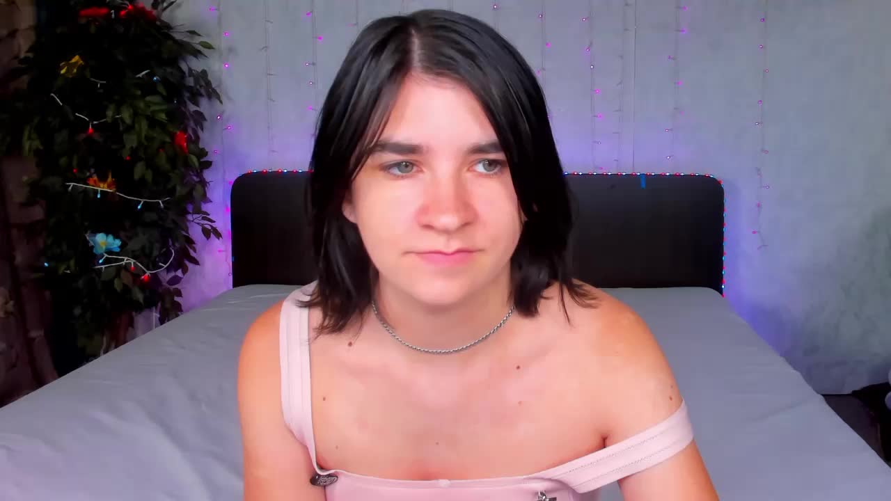 Polly-Love Live Sex December 17, 2025