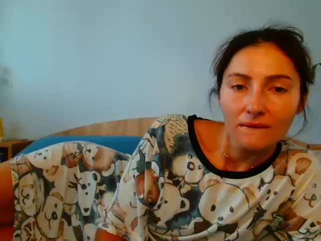 Irina9793 Live Sex December 14, 2025