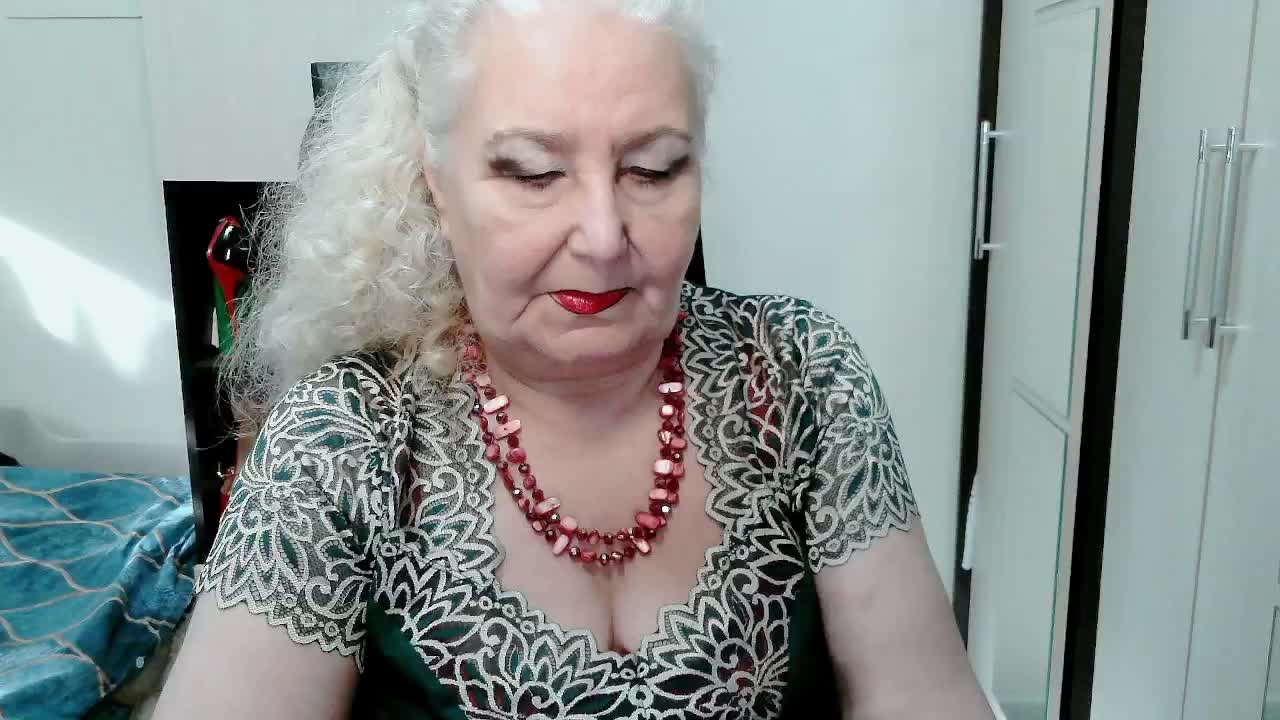 GrannyWants Live Sex December 18, 2025
