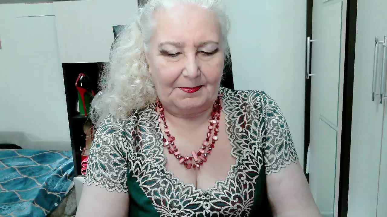 GrannyWants Live Sex December 18, 2025