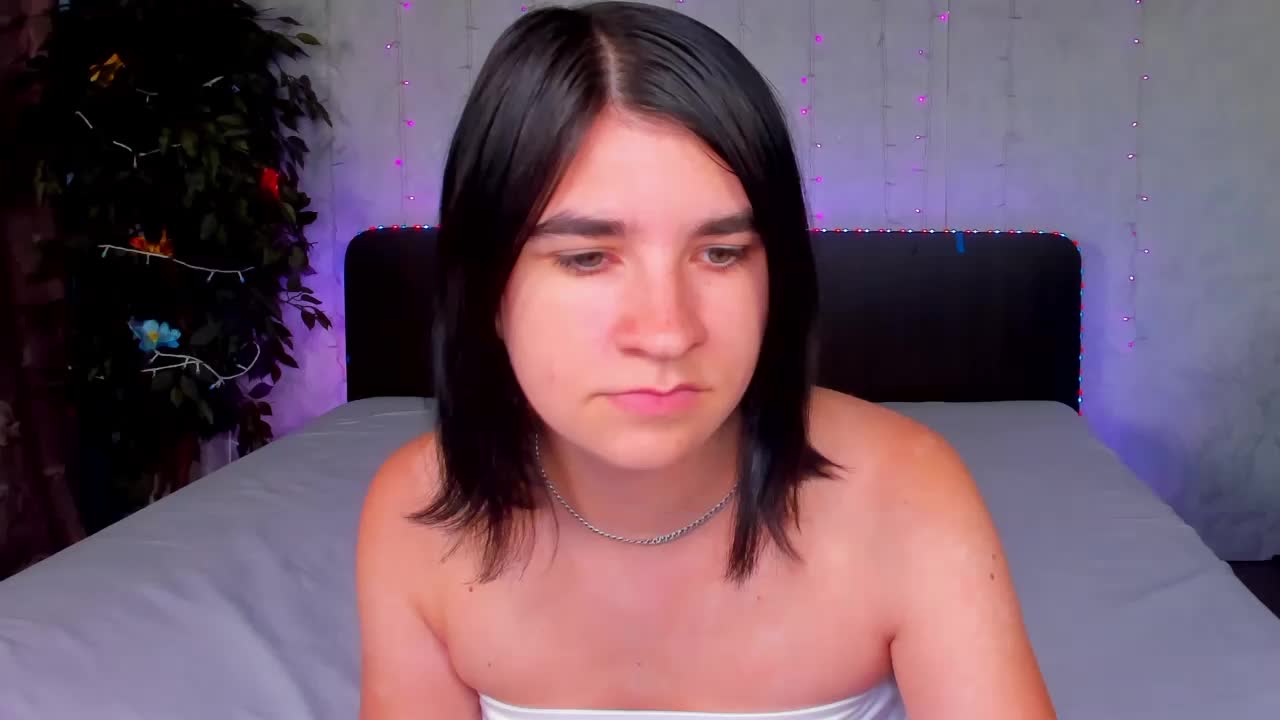 Polly-Love Live Sex December 17, 2025