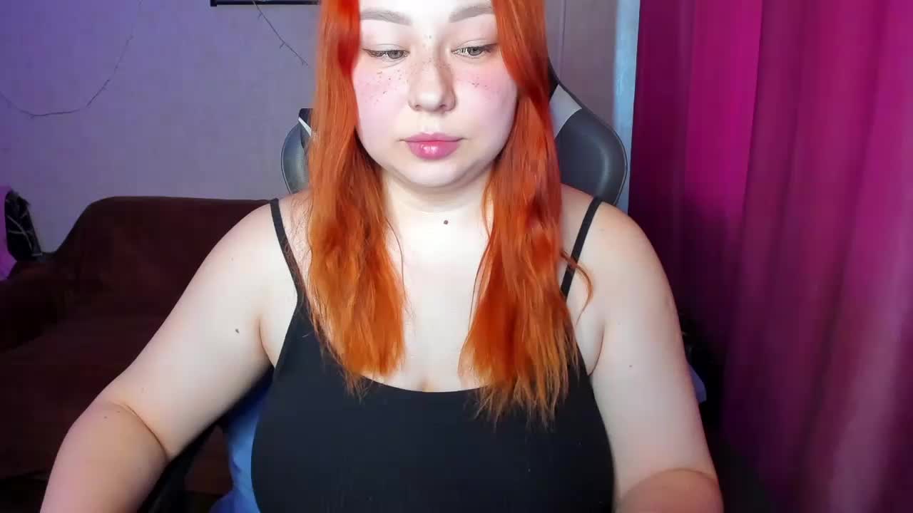 MilkaFoxy Live Sex December 13, 2025