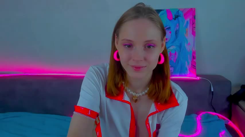 Gina_lovelyy Live Sex December 17, 2025