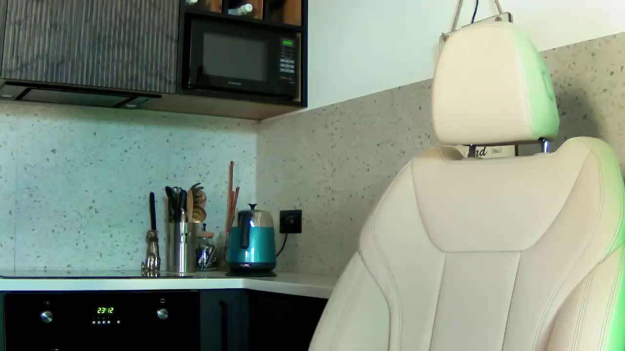 Mashulya29 Live Sex December 18, 2025