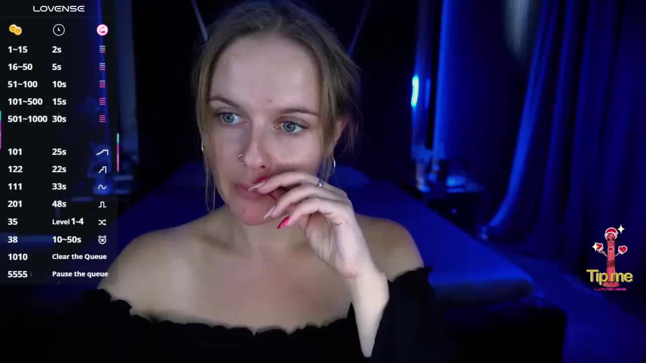 MaribelRiver Live Sex December 17, 2025