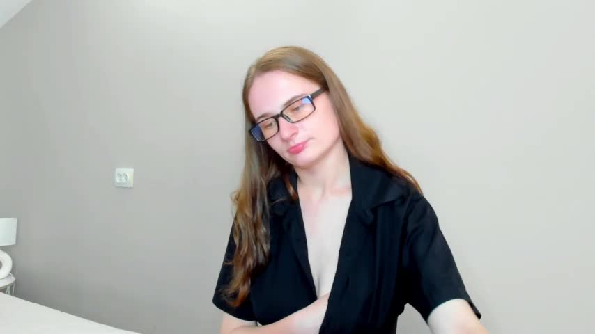 L1ittle_kitty_ Live Sex December 13, 2025