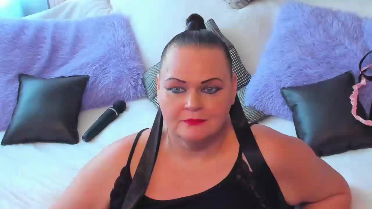 MilanaBiegert Live Sex December 13, 2025