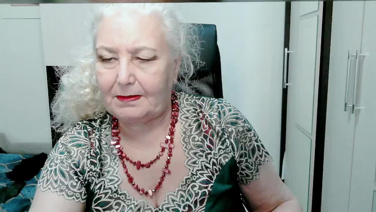 GrannyWants Live Sex December 18, 2025