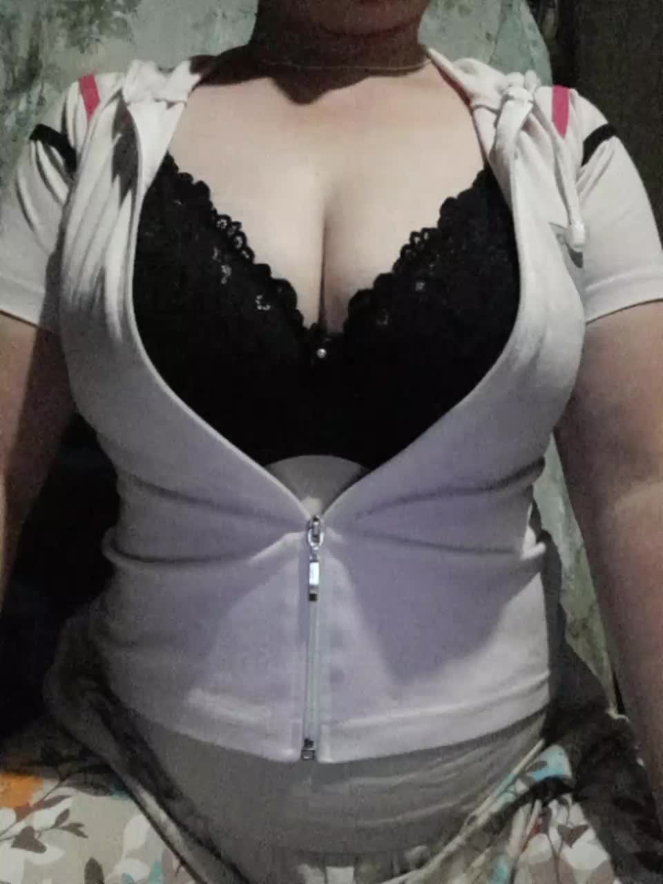 Iriska2025 Live Sex December 13, 2025