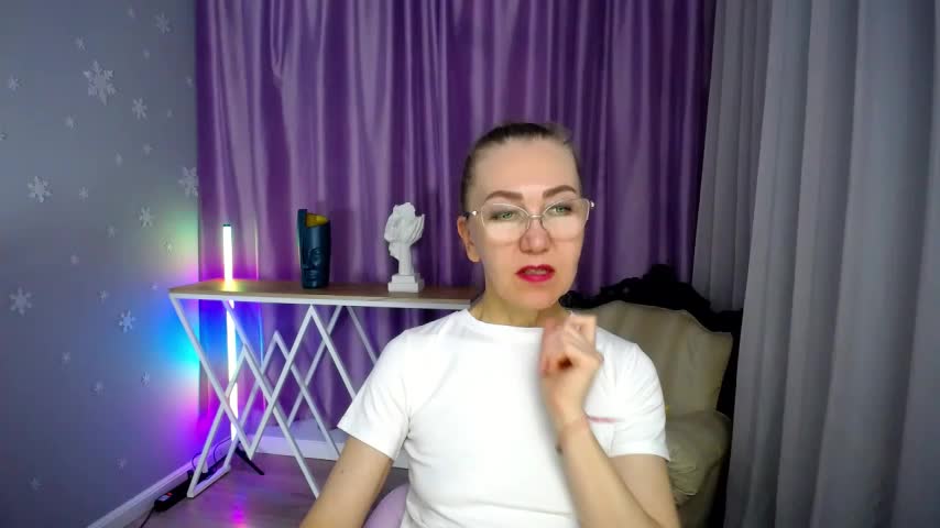 queen_a_n_i Live Sex December 13, 2025