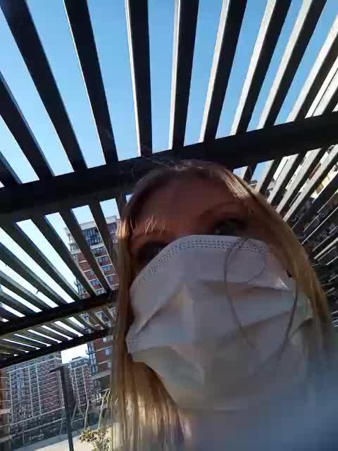 klubnichkka Live Sex December 14, 2025