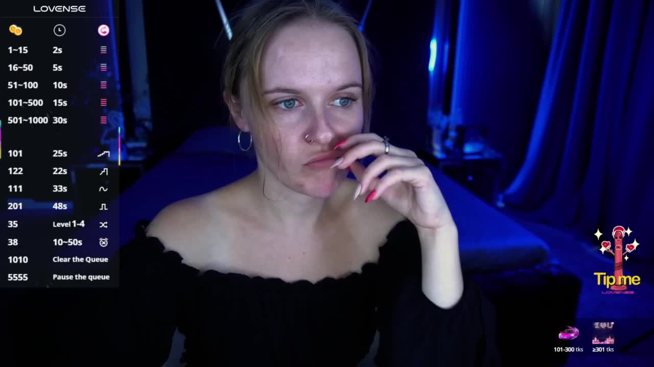 MaribelRiver Live Sex December 17, 2025