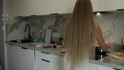 ALVUWKA Live Sex December 14, 2025