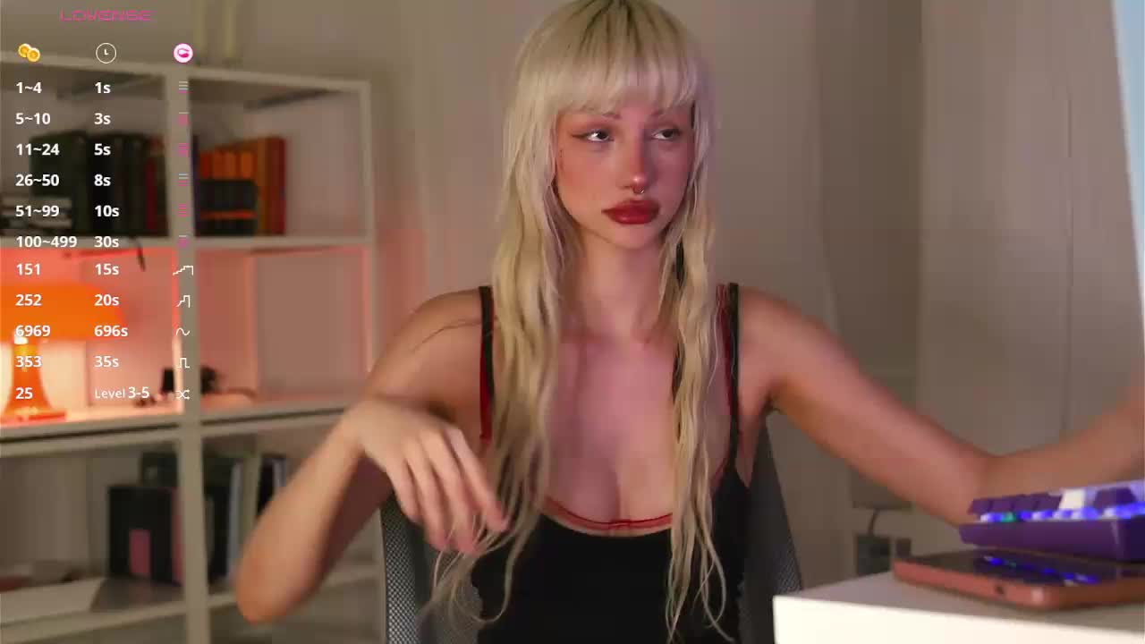 babeholly Live Sex December 13, 2025