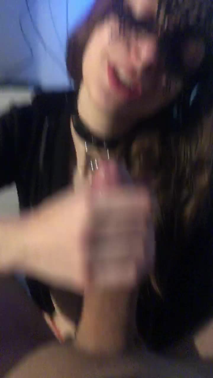 squirtproo Live Sex December 17, 2025