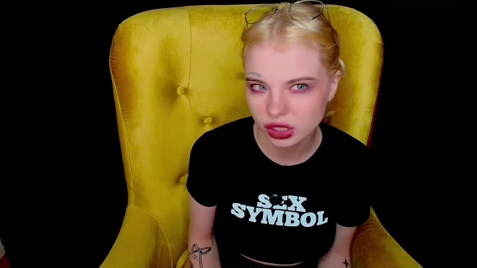 missslola Live Sex December 13, 2025