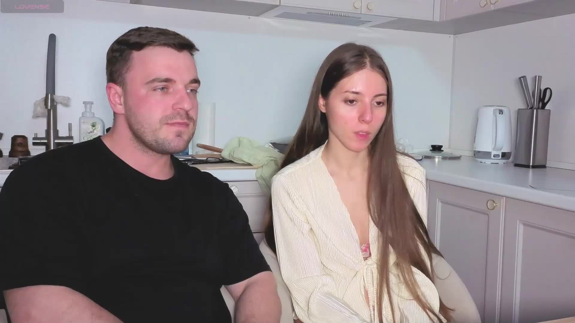 momotea Live Sex December 14, 2025