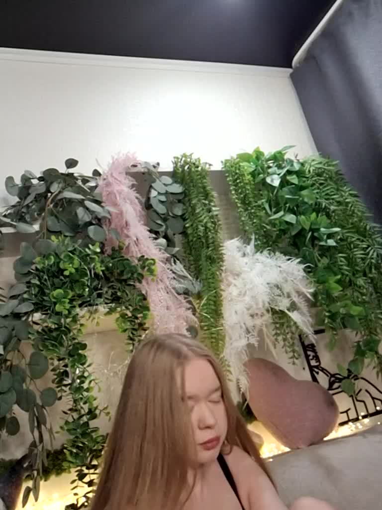 -scyrim- Live Sex December 18, 2025