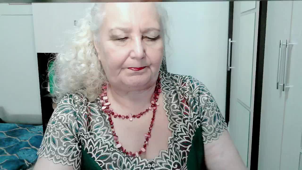 GrannyWants Live Sex December 17, 2025