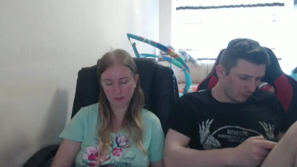 jenisandpeter Live Sex December 20, 2025
