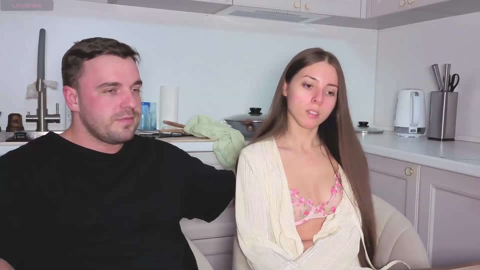 momotea Live Sex December 14, 2025