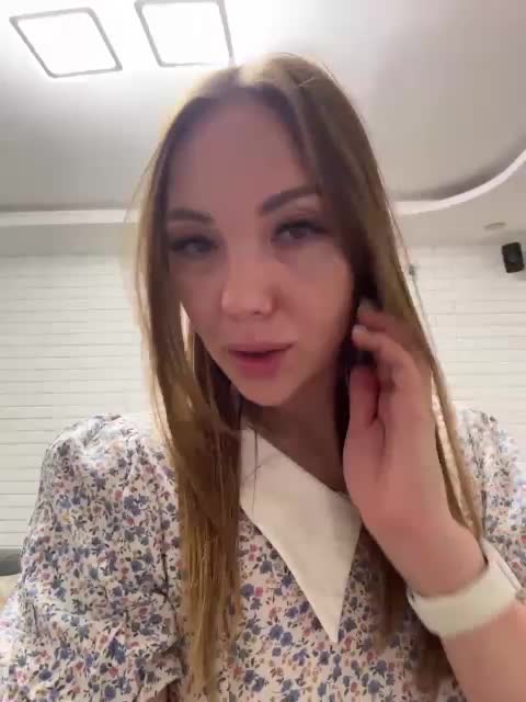 KitFox Live Sex December 17, 2025