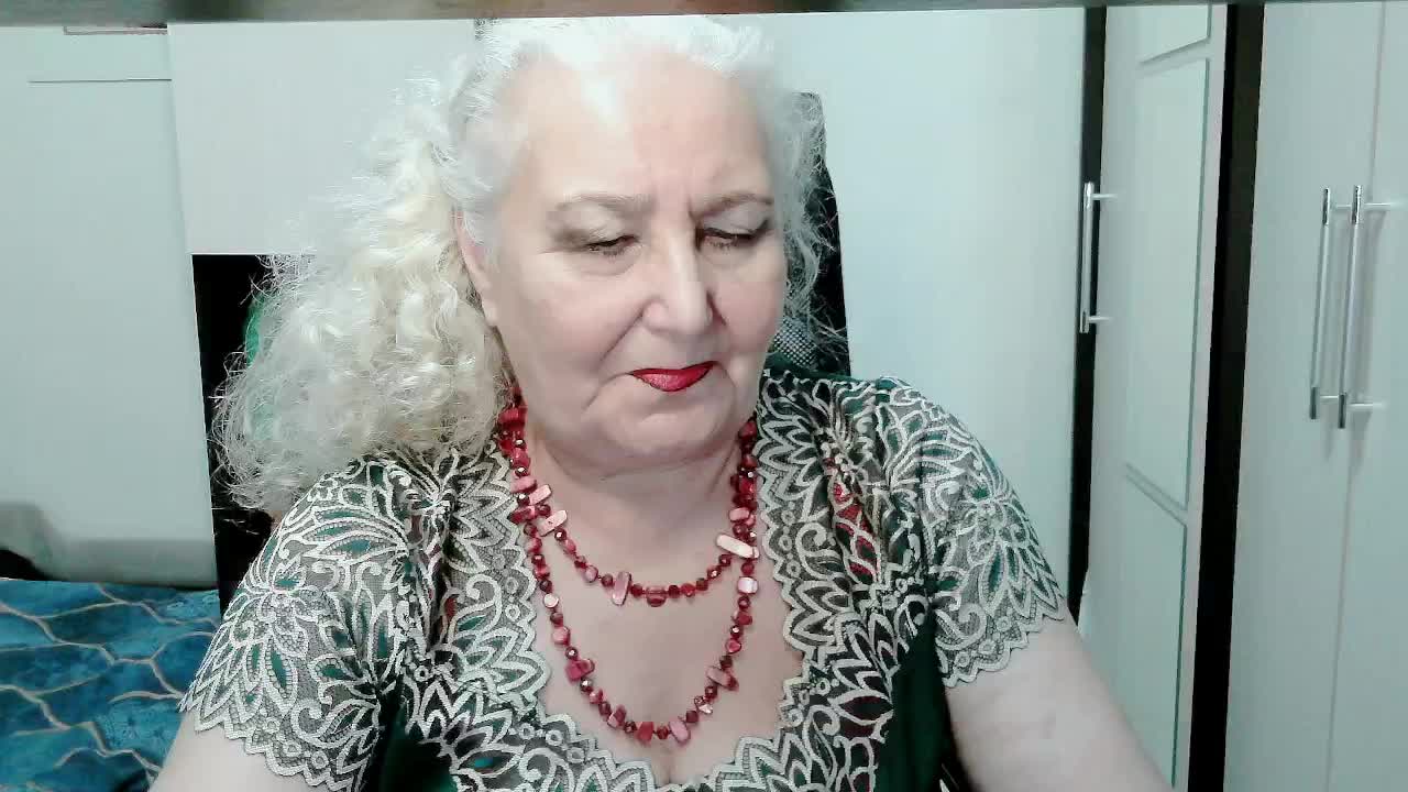 GrannyWants Live Sex December 17, 2025
