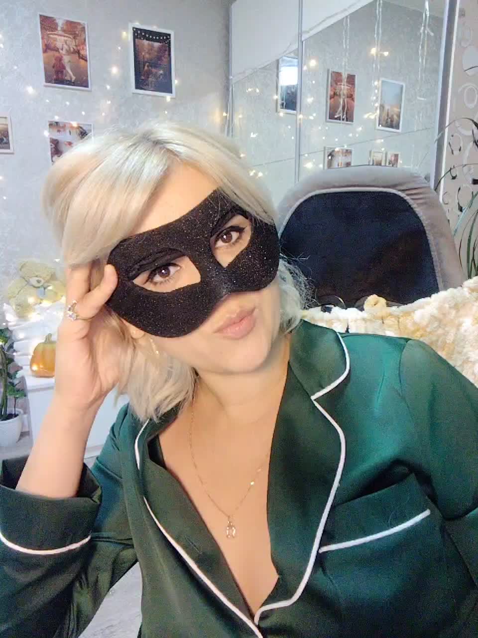 AnYa_YaNa Live Sex December 13, 2025