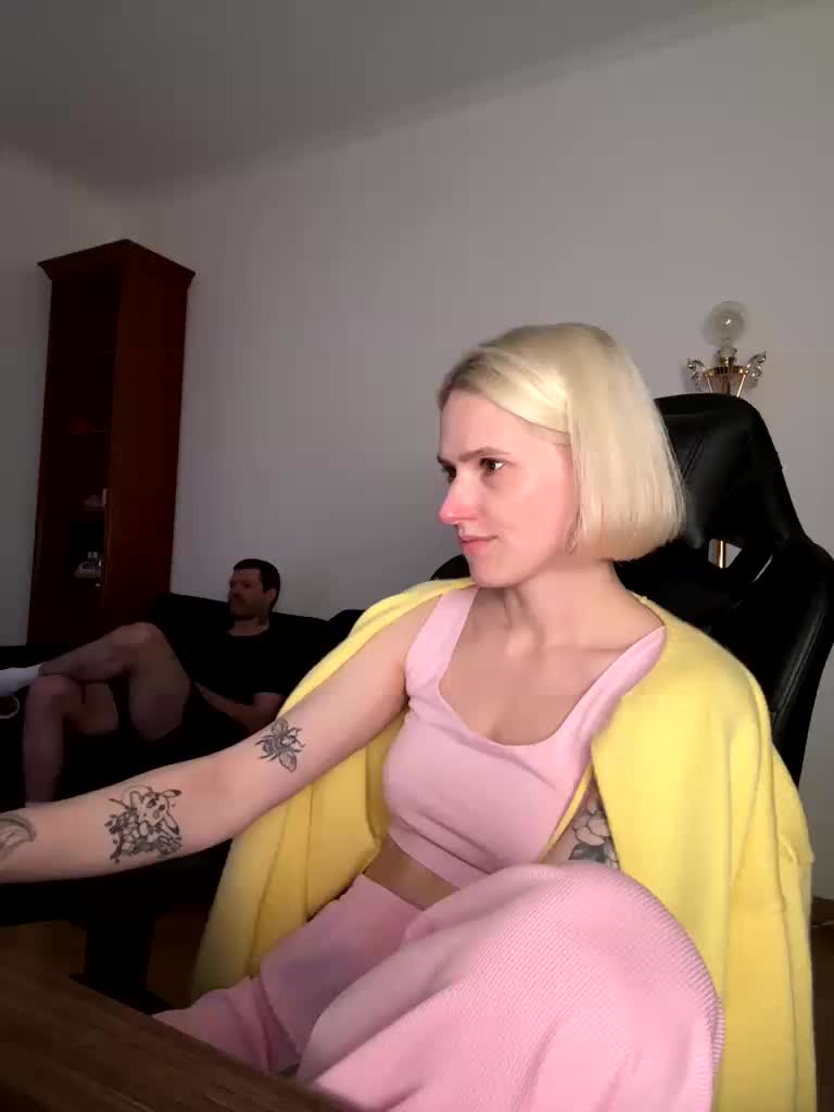 Sexy-Sweets Live Sex December 19, 2025