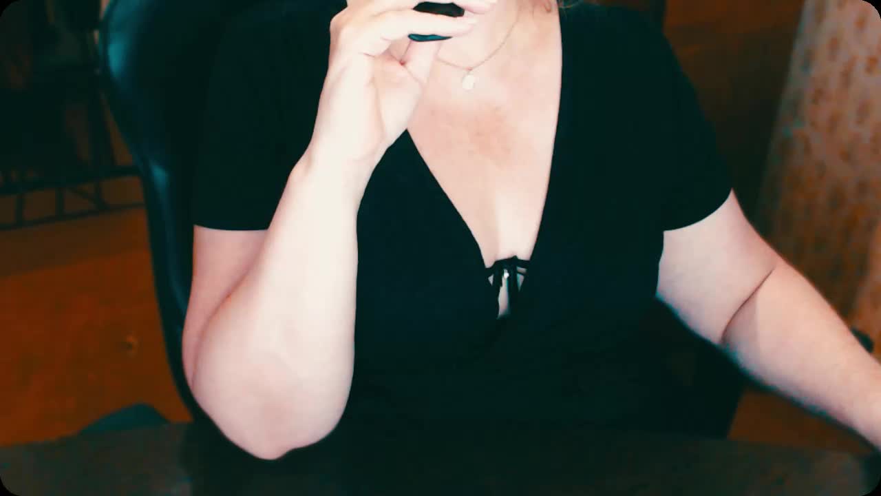 Alisa1917 Live Sex December 17, 2025