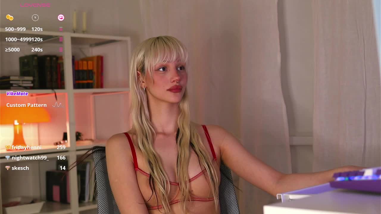 babeholly Live Sex December 13, 2025