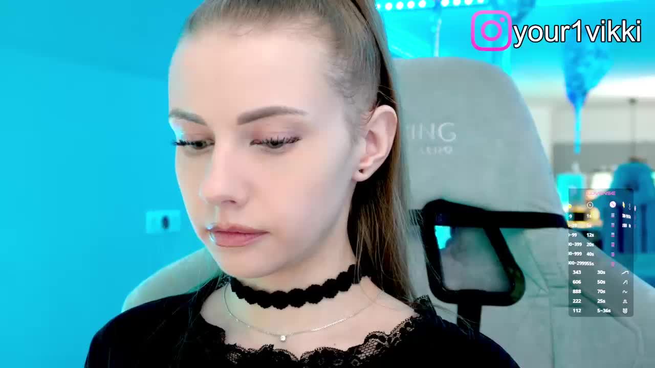 VikkiExtraCheese Live Sex December 19, 2025