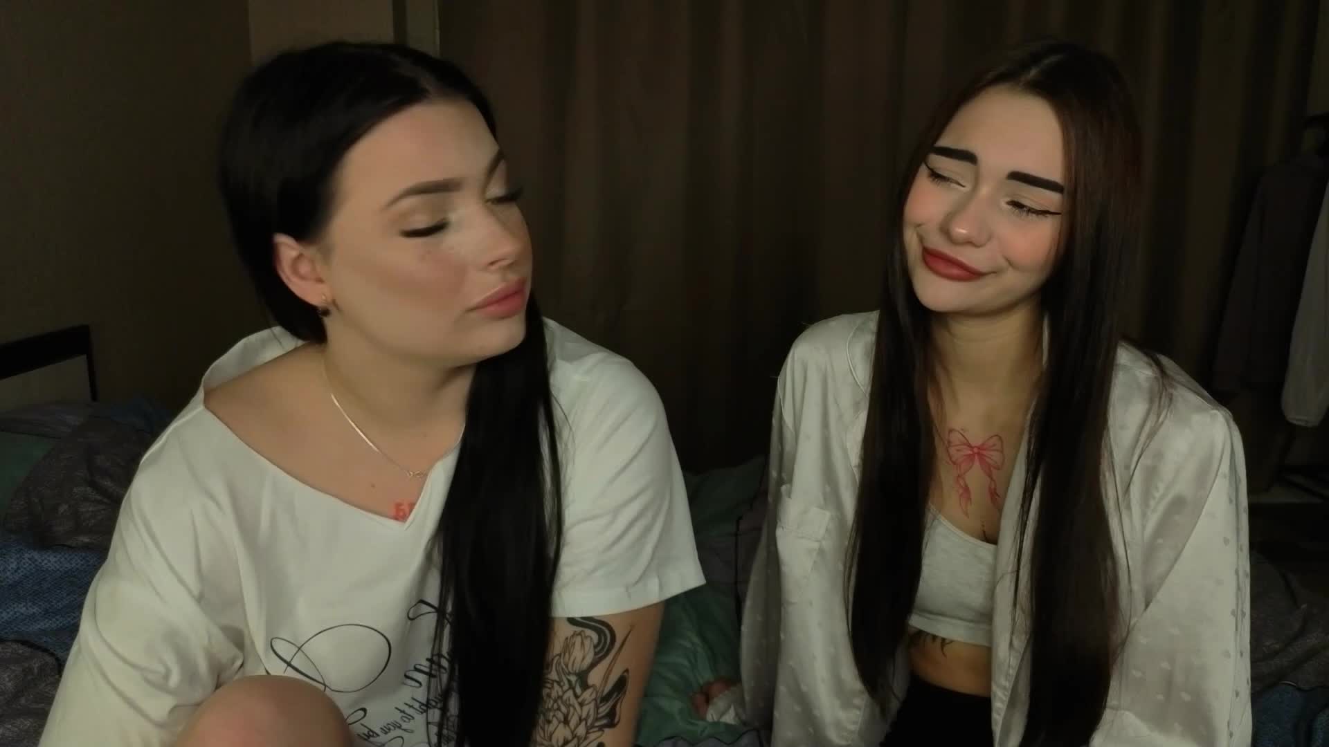 LisaAndDenis Live Sex December 18, 2025